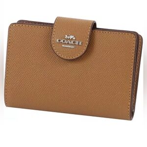 Coach Medium Corner Zip Wallet Light Saddle - NWT